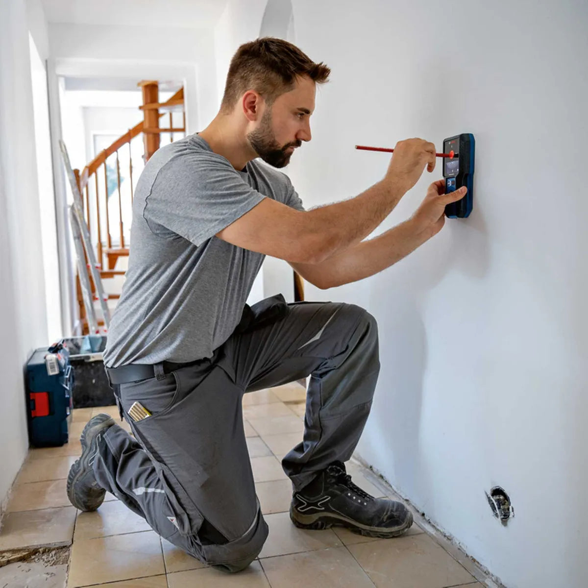 Detector Matriales Bosch Gms 120-27 Con Batería 3.7 V Color Azul