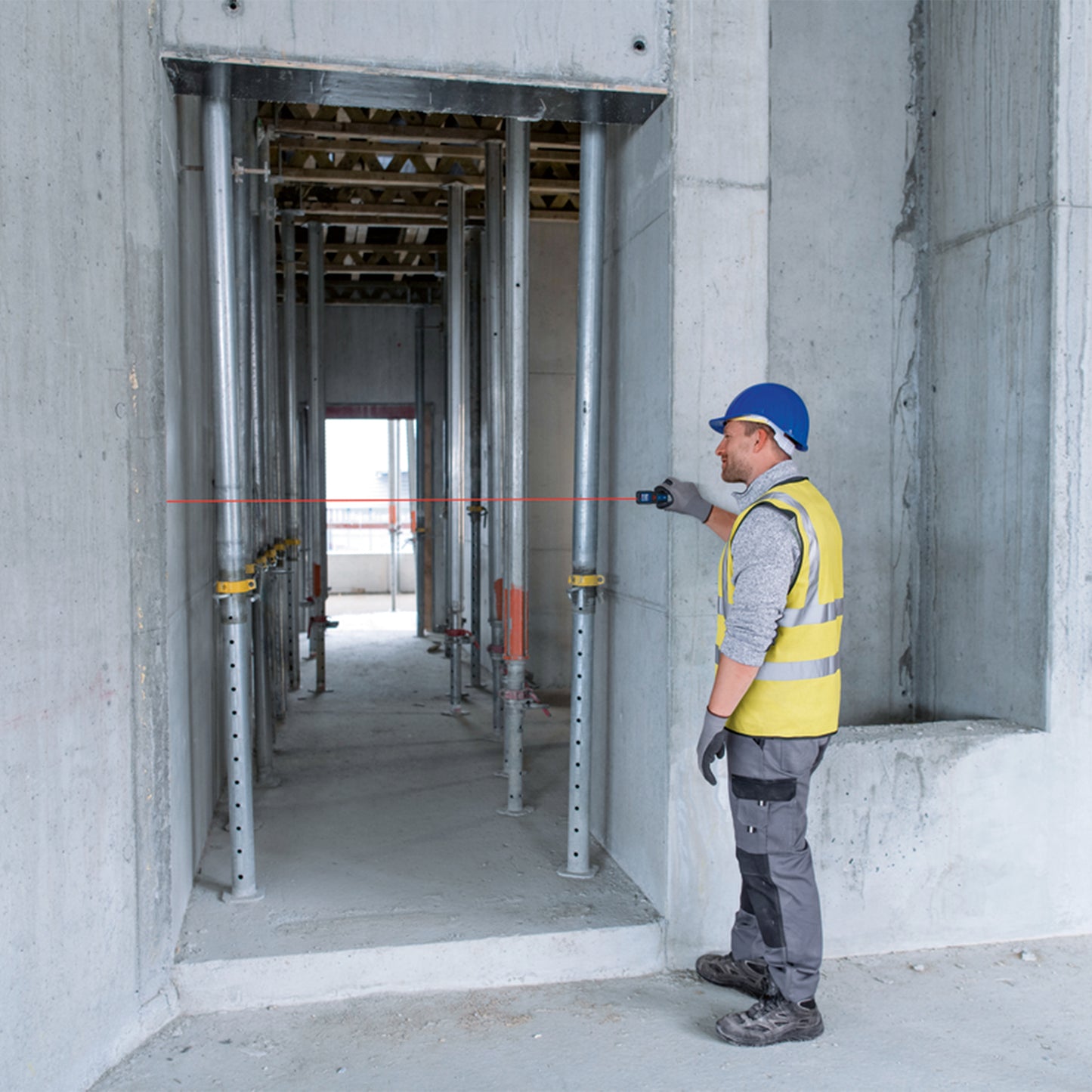 Medidor Láser Bosch Glm 25-23 Con Alcance De 25m