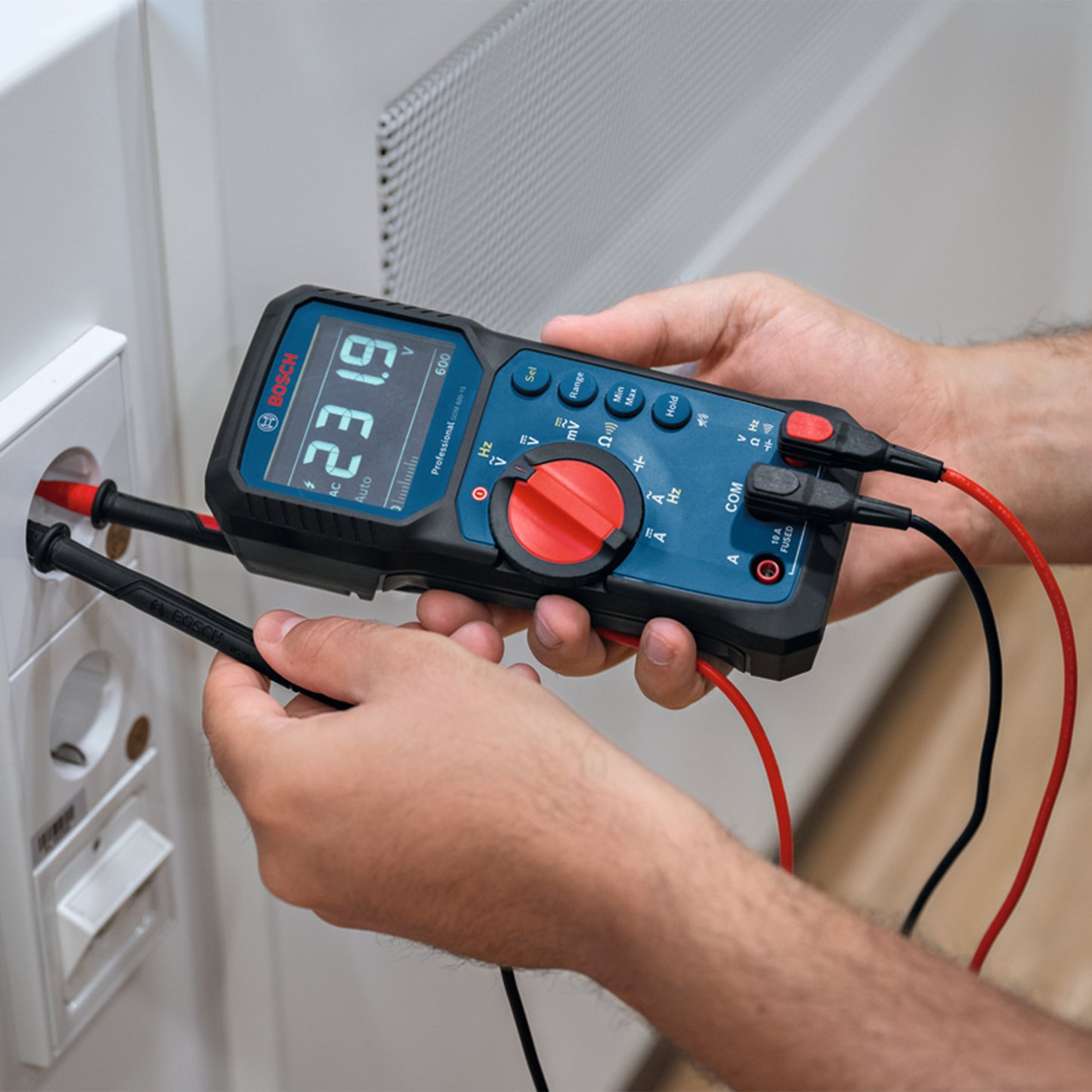 Multímetro Digital Bosch Gdm 600-15 600v + Bateria 3.7v 1.0 Ah