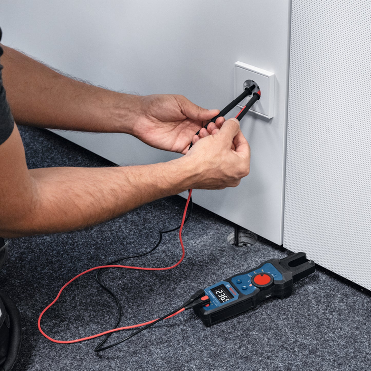 Amperímetro Bosch Gfm 1000-15 + Bateria 3.7v 1.0 Ah