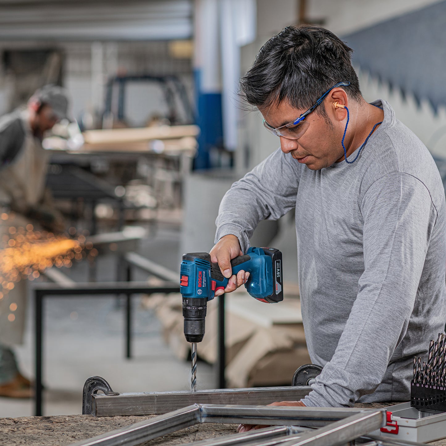 Bosch Gsb 185-li 18v 1 Batería Y Maletín Color Azul