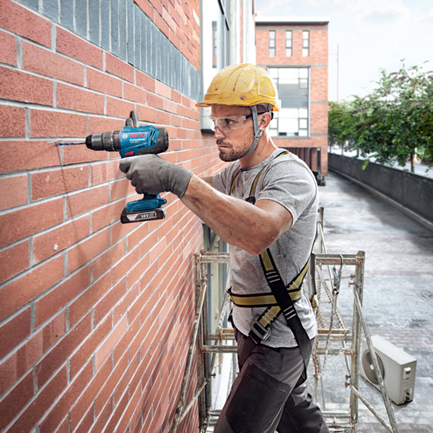Taladro Percutor Bosch Gsb 183-li 18v Azul Sin Batería